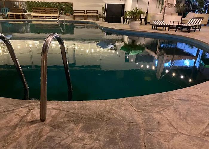 Allawaska Hostel